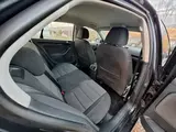 Volkswagen Jetta - 6