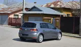 Volkswagen Golf - 4