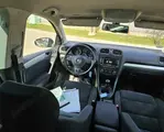 Volkswagen Golf - 5