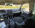 Volkswagen Golf - 6