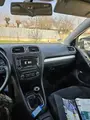 Volkswagen Golf - 8