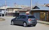 Volkswagen Golf - 10