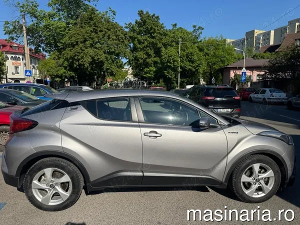 Toyota C-HR #1