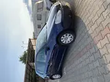 Volkswagen Golf - 6