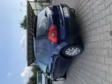 Volkswagen Golf - 8