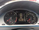 Volkswagen Passat - 4