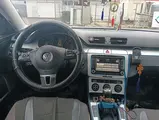 Volkswagen Passat - 5