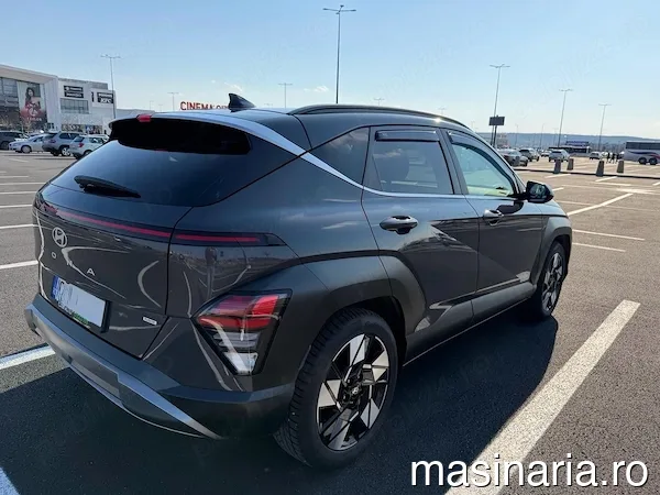 Hyundai KONA #4