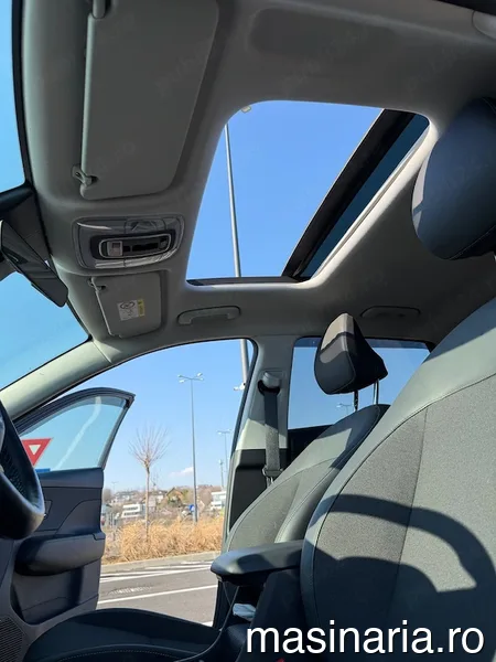 Hyundai KONA #9