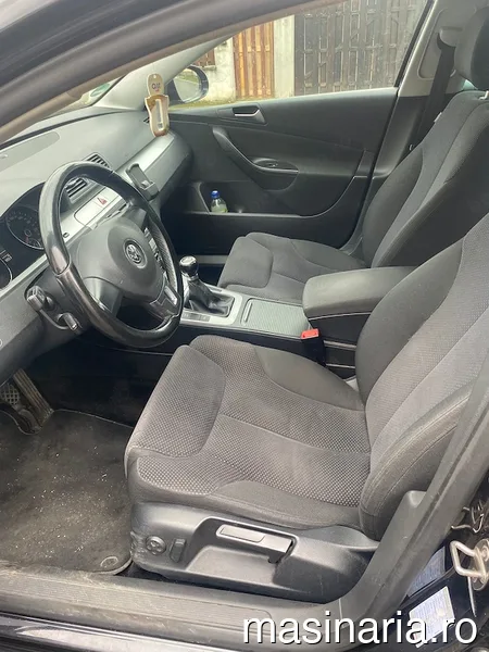 Volkswagen Passat #4