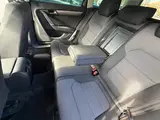 Volkswagen Passat - 6