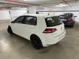 Volkswagen Golf - 3