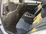 Volkswagen Golf - 11