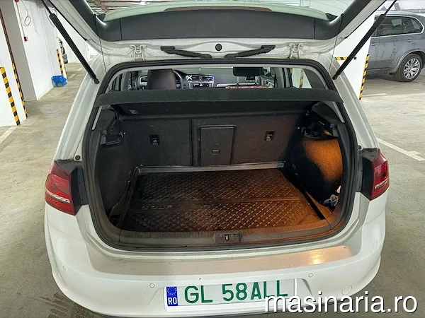 Volkswagen Golf #12