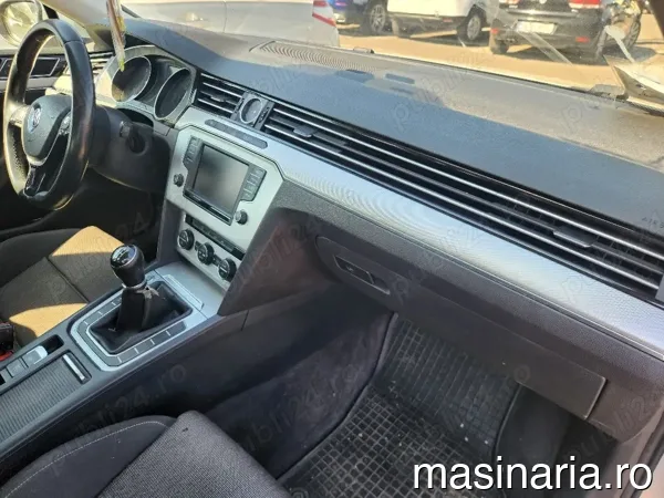 Volkswagen Passat #2