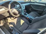 Volkswagen Passat - 3