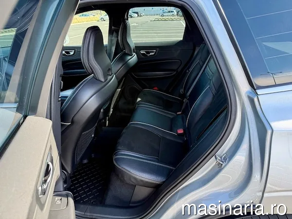 Volvo XC60 #8