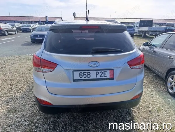 Hyundai ix35 #8