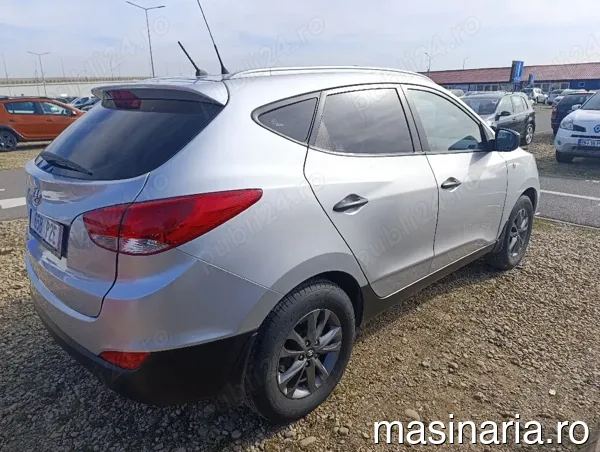 Hyundai ix35 #9