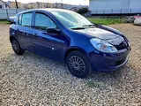 Renault Clio - 2