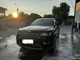 Jeep Grand Cherokee - 2