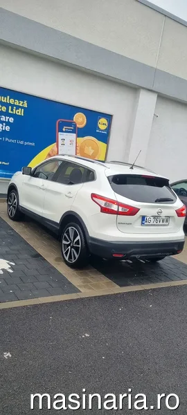 Nissan Qashqai #1