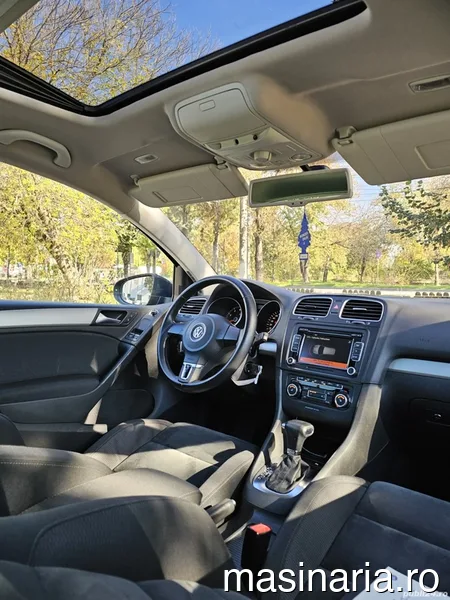 Volkswagen Golf #6