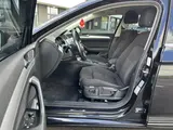 Volkswagen Passat - 10