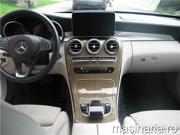 Mercedes-Benz 220 #6