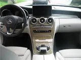 Mercedes-Benz 220 - 6