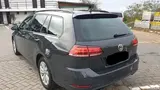 Volkswagen Golf - 3