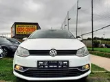 Volkswagen Polo - 2