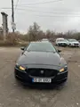 Jaguar XE - 1