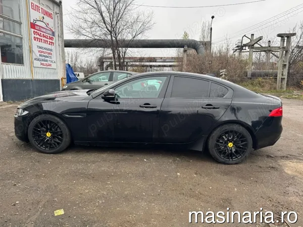 Jaguar XE #2