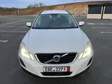 Volvo XC60 - 2