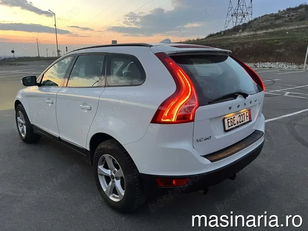 Volvo XC60 #4