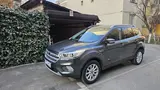 Ford Kuga - 1