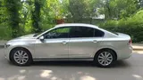 Volkswagen Passat - 4