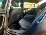 Volkswagen Passat - 5