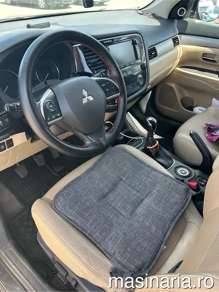 Mitsubishi Outlander #5