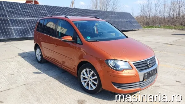 Volkswagen Touran #1