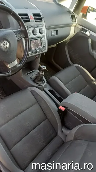 Volkswagen Touran #10