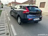 Volvo V40 - 2