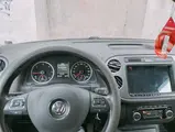 Volkswagen Tiguan - 4