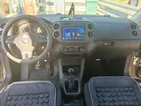 Volkswagen Tiguan - 9