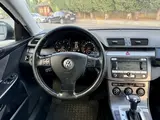 Volkswagen Passat - 5