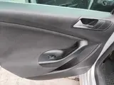 Volkswagen Passat - 4