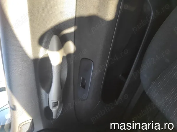 Toyota Auris #6