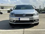 Volkswagen Passat - 7