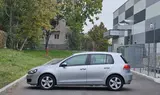 Volkswagen Golf - 2